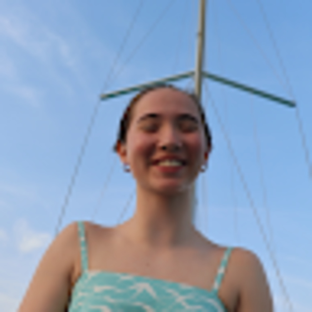 Meet your Posher, Danielle
